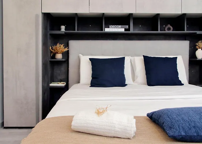 Apartment Francesco's Flat By Domus&dimore *