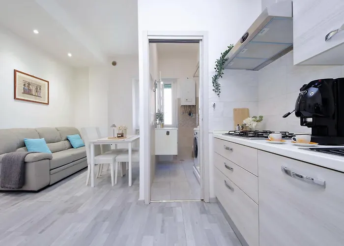 Francesco's Flat By Domus&dimore *